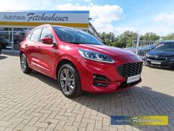 Rot Gebraucht 2023 Ford Kuga ST-Line SUV | 27.790 € (Fairer Preis)