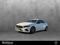 Weiß Gebraucht 2025 Mercedes A200 Progressive Limousine | 52.961 €