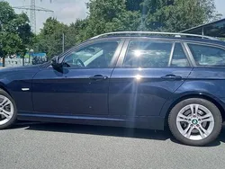 Blau Gebraucht 2009 BMW 320 Kombi | 5.899 € (Fairer Preis)