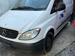Weiß Gebraucht 2007 Mercedes Vito Van / Kleinbus | 1.599 €