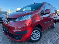 Rot Gebraucht 2012 Nissan NV200 Van / Kleinbus | 6.990 €
