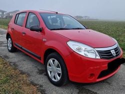 Rot Gebraucht 2009 Dacia Sandero Limousine | 1.800 € (Guter Preis)