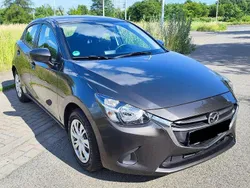 Bronze Gebraucht 2015 Mazda 2 Center-Line Limousine | 10.400 € (Fairer Preis)