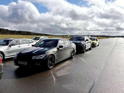 Gebraucht 2016 BMW 750 Limousine | 33.000 € (Fairer Preis)