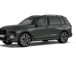 Sonderlackierung / grigio telesto perl met. Gebraucht 2023 BMW X7 Sport Line SUV | 100.328 € (Fairer Preis)