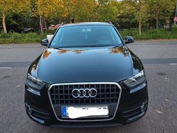 Schwarz Gebraucht 2014 Audi Q3 SUV | 15.000 € (Fairer Preis)