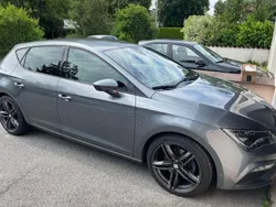 Grau Gebraucht 2018 Seat Leon FR Limousine | 20.200 € (Teuer)