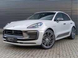 Grau Gebraucht 2024 Porsche Macan Turbo SUV | 81.900 €