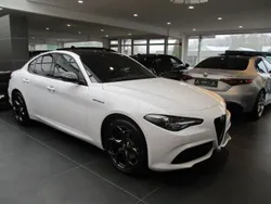 Weiß Gebraucht 2022 Alfa Romeo Giulia Estrema Limousine | 54.950 €