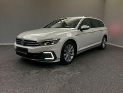 Weiß Gebraucht 2020 VW Passat GTE Kombi | 19.999 € (Guter Preis)