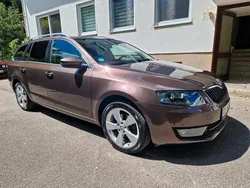 Braun Gebraucht 2013 Skoda Octavia Ambition Kombi | 10.700 € (Fairer Preis)
