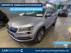 Business grau Gebraucht 2021 Skoda Karoq Clever SUV | 24.790 € (Fairer Preis)