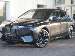 Grau Gebraucht 2024 BMW iX Sport Line SUV | 89.900 €