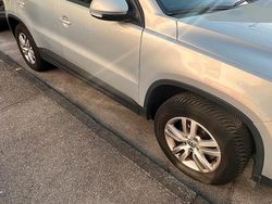 Grau Gebraucht 2012 VW Tiguan SUV | 7.500 € (Superpreis)