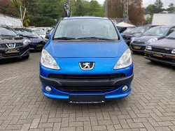 Blau Gebraucht 2007 Peugeot 1007 Tendance Kleinwagen | 1.499 € (Guter Preis)