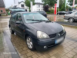 Schwarz Gebraucht 2002 Renault Clio II Kleinwagen | 1.099 € (Guter Preis)