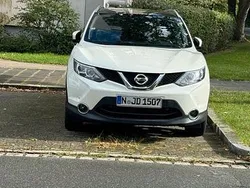 Weiß Gebraucht 2016 Nissan Qashqai SUV | 11.300 € (Fairer Preis)
