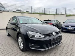 Schwarz Gebraucht 2015 VW Golf VII LOUNGE Limousine | 8.490 € (Guter Preis)