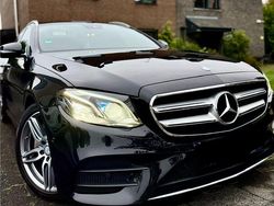 Schwarz Gebraucht 2018 Mercedes E220 AMG line Kombi | 22.950 € (Fairer Preis)