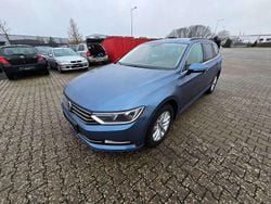 Harvard blue metallic Gebraucht 2015 VW Passat Comfortline Kombi | 11.800 € (Guter Preis)