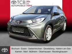 Schwarz Gebraucht 2023 Toyota Aygo Pulse Kleinwagen | 15.449 € (Fairer Preis)