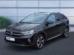 Deep black perleffekt Gebraucht 2024 VW Taigo Style SUV | 29.390 € (Etwas zu teuer)