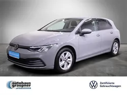 Grau Gebraucht 2020 VW Golf VIII Life Kleinwagen | 21.783 € (Fairer Preis)