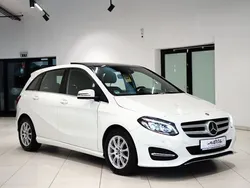 Weiß Gebraucht 2018 Mercedes B180 Van / Kleinbus | 12.449 € (Superpreis)
