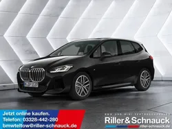 Black sapphire Neu 2024 BMW 220 Active Tourer M Sport Van / Kleinbus | 45.990 € (Etwas zu teuer)