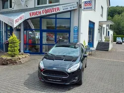 Schwarz Gebraucht 2017 Ford Fiesta Celebration Kleinwagen | 8.850 € (Guter Preis)