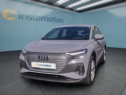 Grau Gebraucht 2022 Audi Q4 e-tron SUV | 23.449 € (Guter Preis)