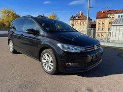 Schwarz Gebraucht 2023 VW Touran Van / Kleinbus | 29.899 € (Etwas zu teuer)