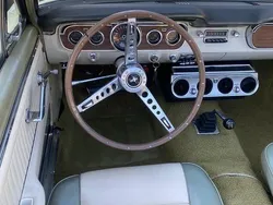 Gelb Gebraucht 1965 Ford Mustang Cabrio | 38.850 €