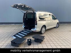 Silber Gebraucht 2023 VW Caddy Maxi Life Van / Kleinbus | 53.935 €