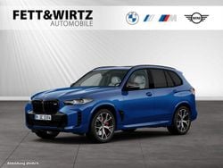 Marina bay blau metallic Gebraucht 2024 BMW X5 M Sport SUV | 87.836 € (Superpreis)