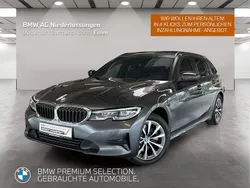 Grau Gebraucht 2022 BMW 320e Sport Line Kombi | 31.799 € (Etwas zu teuer)