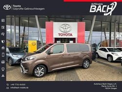 Braun Gebraucht 2023 Toyota Proace Verso Team Kombi | 33.990 € (Guter Preis)
