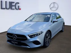 Metalliclack hightechsilber Gebraucht 2024 Mercedes A200 Advanced Limousine | 31.980 € (Etwas zu teuer)