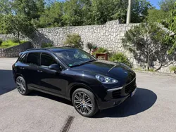 Schwarz Gebraucht 2016 Porsche Cayenne Platinum Edition SUV | 29.999 € (Fairer Preis)