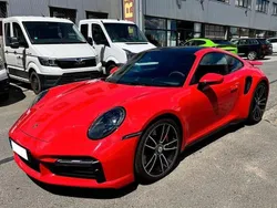 Rot Gebraucht 2022 Porsche 992 | 184.900 €