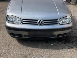 Silber Gebraucht 2002 VW Golf IV Kleinwagen | 700 € (Superpreis)