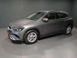 Mountaingrau metallic Gebraucht 2025 Mercedes GLA180 SUV | 39.600 € (Etwas zu teuer)