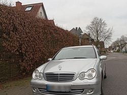 Silber Gebraucht 2006 Mercedes C230 Avantgarde Kombi | 2.999 € (Fairer Preis)