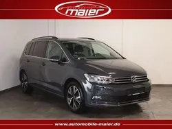 Uranograu Gebraucht 2022 VW Touran Highline Van / Kleinbus | 23.900 € (Superpreis)