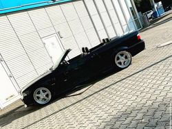 Blau Gebraucht 2000 BMW 328 Cabriolet Cabrio | 19.000 €