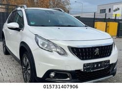 Weiß Gebraucht 2017 Peugeot 2008 Allure SUV | 5.499 € (Superpreis)