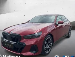 Rot Gebraucht 2024 BMW i5 Comfort Edition Limousine | 59.900 €