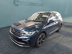 Blau Gebraucht 2023 VW Tiguan Elegance SUV | 33.900 € (Fairer Preis)