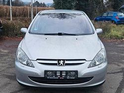 Silber Gebraucht 2004 Peugeot 307 Premium Limousine | 2.600 € (Fairer Preis)