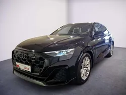 Mythosschwarz metallic Gebraucht 2025 Audi Q8 S-Line SUV | 81.989 € (Teuer)